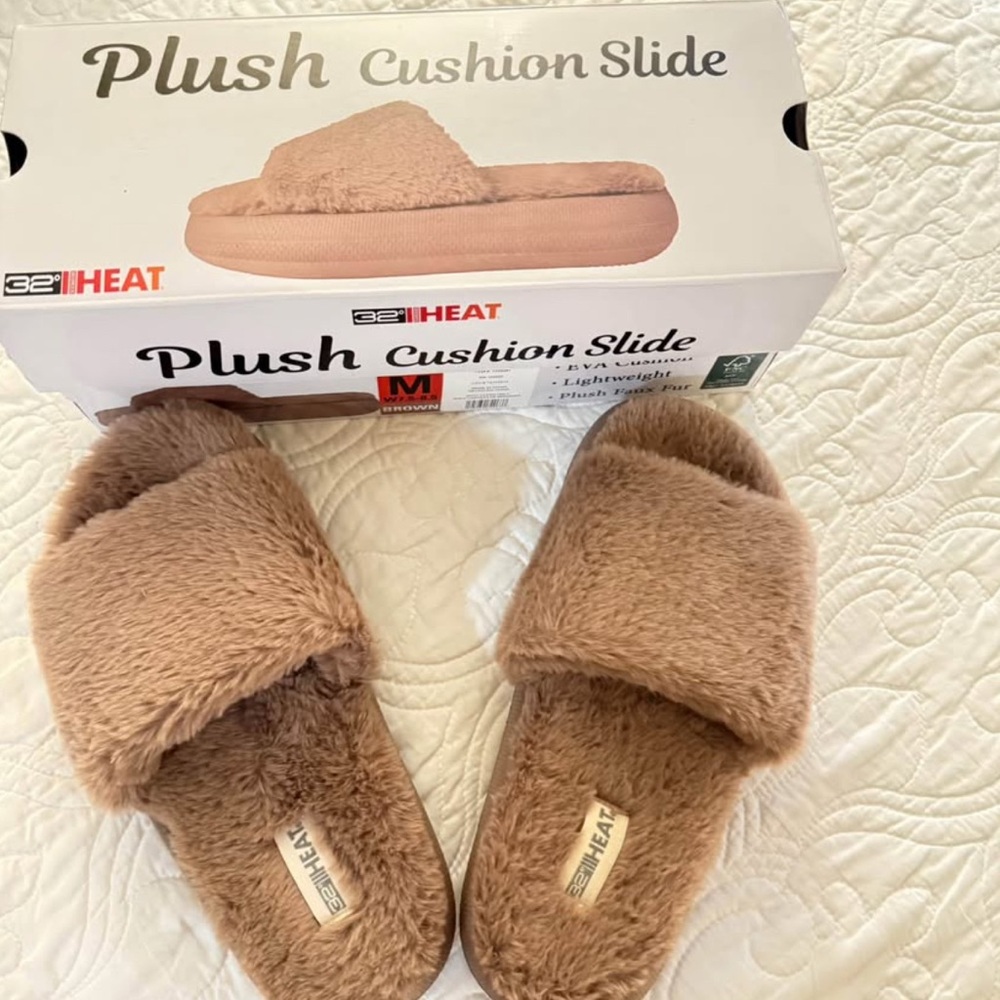 BearPaw Tan Cozy Plush Slippers